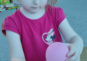 Marharyta wykonuje swój balon