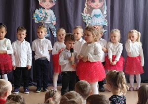 Uroczysty występ.