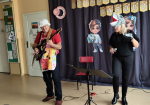 Poznajemy gitarę.