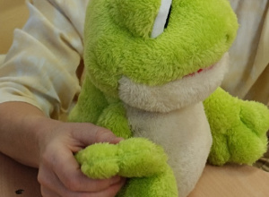 Emoszakowo- bajka o żabce, która się wszystkiego bała.