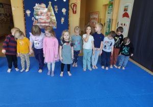 Ćwiczenia z piłeczkami.