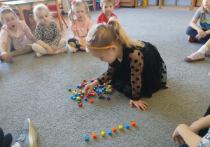 Patyczki i do dzieła.