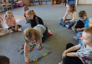 Patyczki i do dzieła.