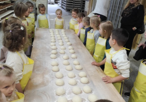 Pieczemy bułeczki.